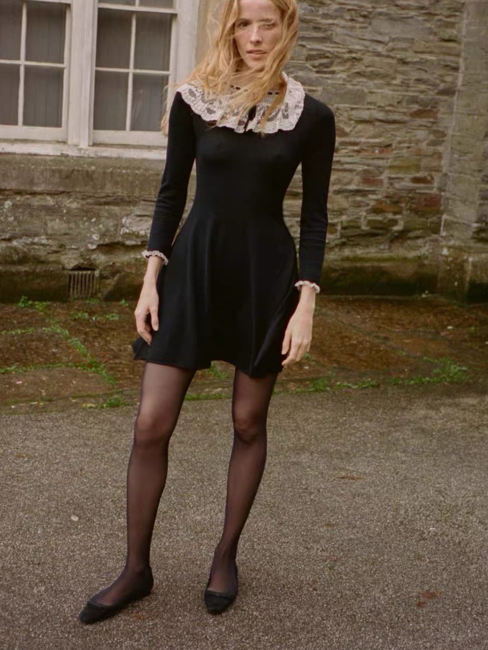 Doen Sandrine Mini Dress Black Lace-Collar Long-Sleeve Mini Dress, S